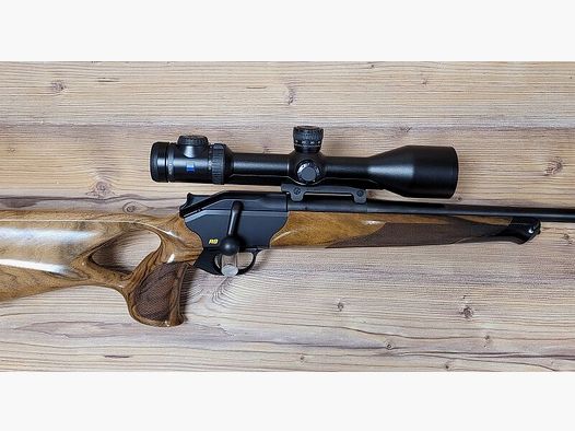 Blaser R8 Success HK 4 mit Zeiss V8 2,8-20x56M ASV H