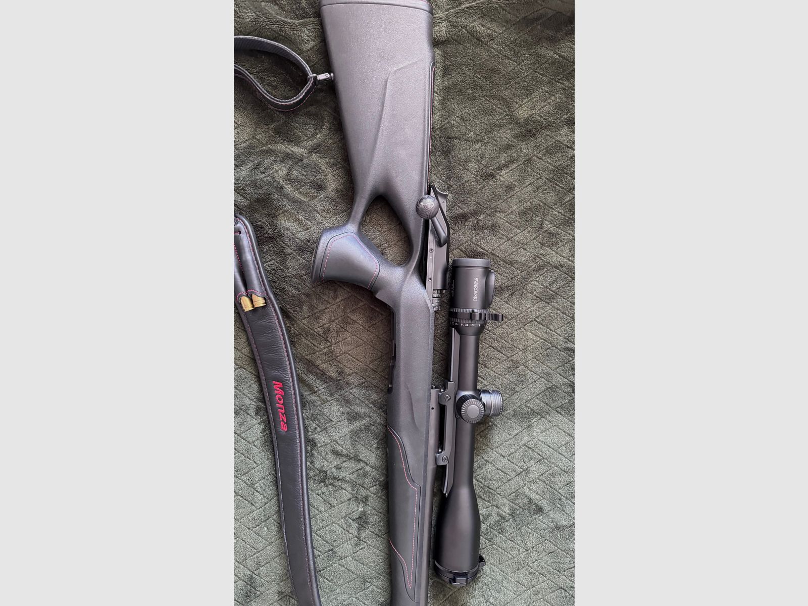 Blaser R8 Monza caliber 300 win mag with Swarovski Z8i + ballistic turret + throw lever + sling + chamber grip ball etc.