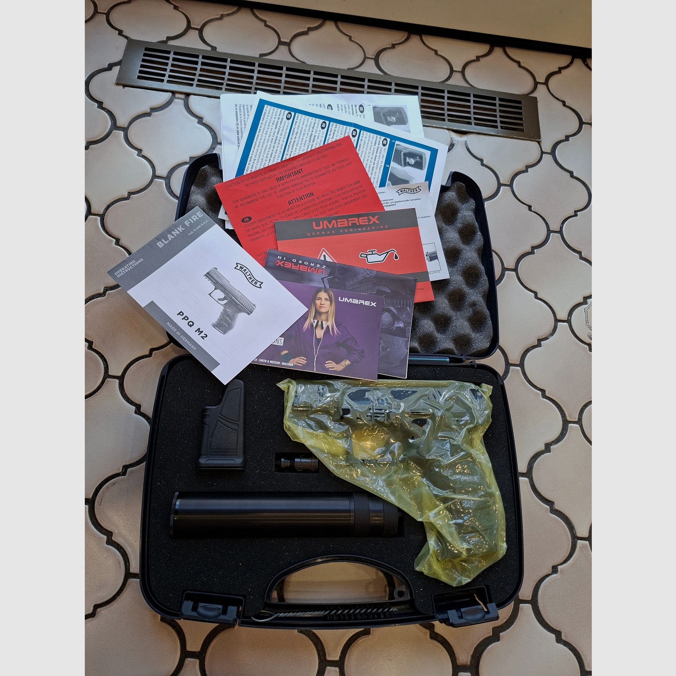 Walther PPQ M2 BLK Navy Kit PAK, brand new and unfired.