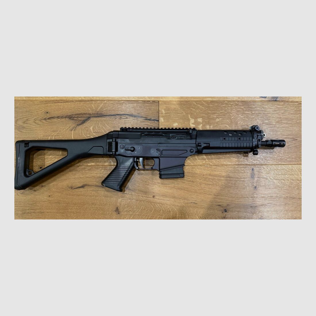 SIG SAUER AG Svizzera SIG 553 AL US Sport canna corta nera