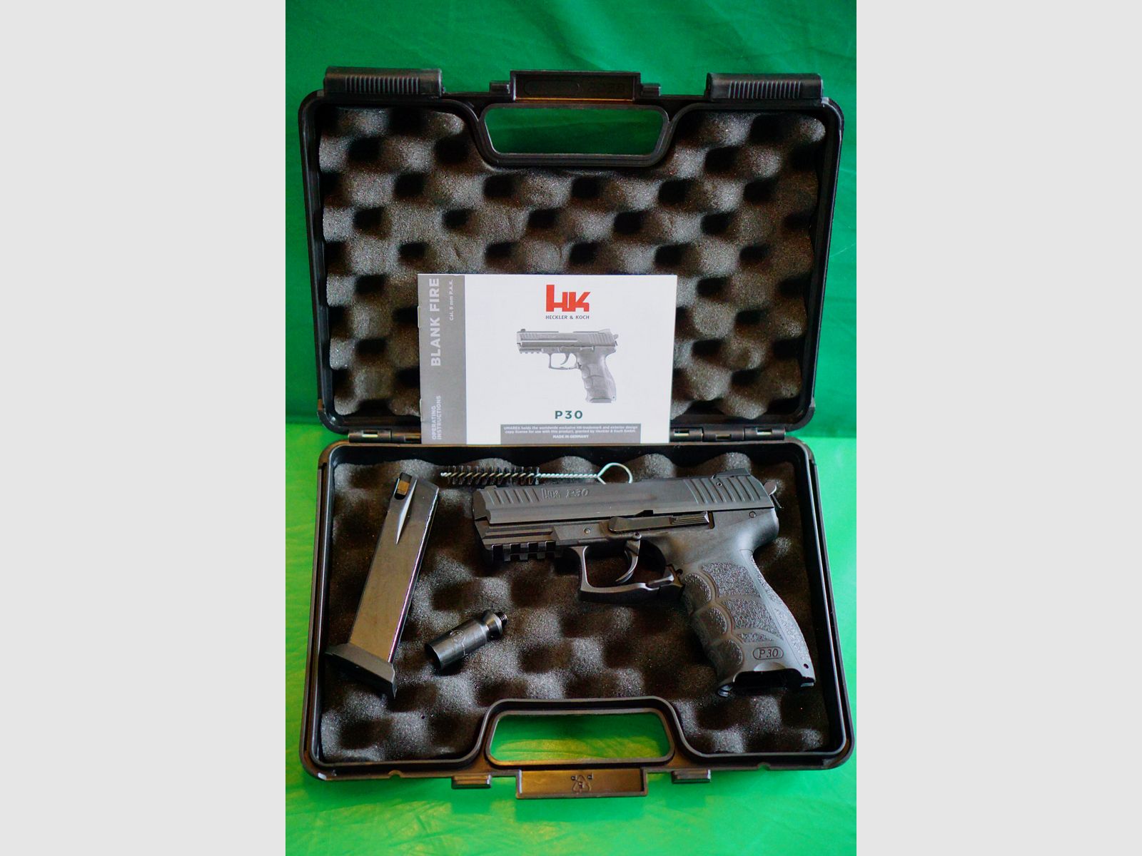 Heckler & Koch P30 Schreckschuss-Pistole 9 mm P.A.K. brüniert (PTB 912)