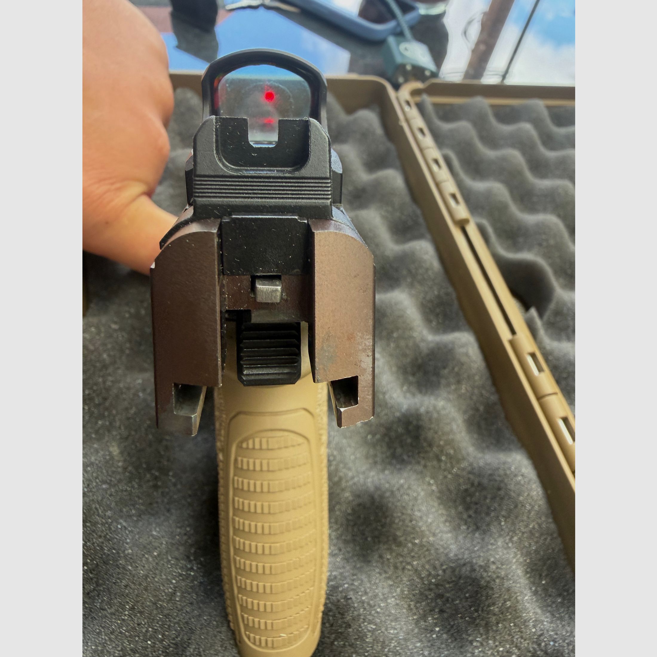 FN502T FDE | with red dot sight | like new