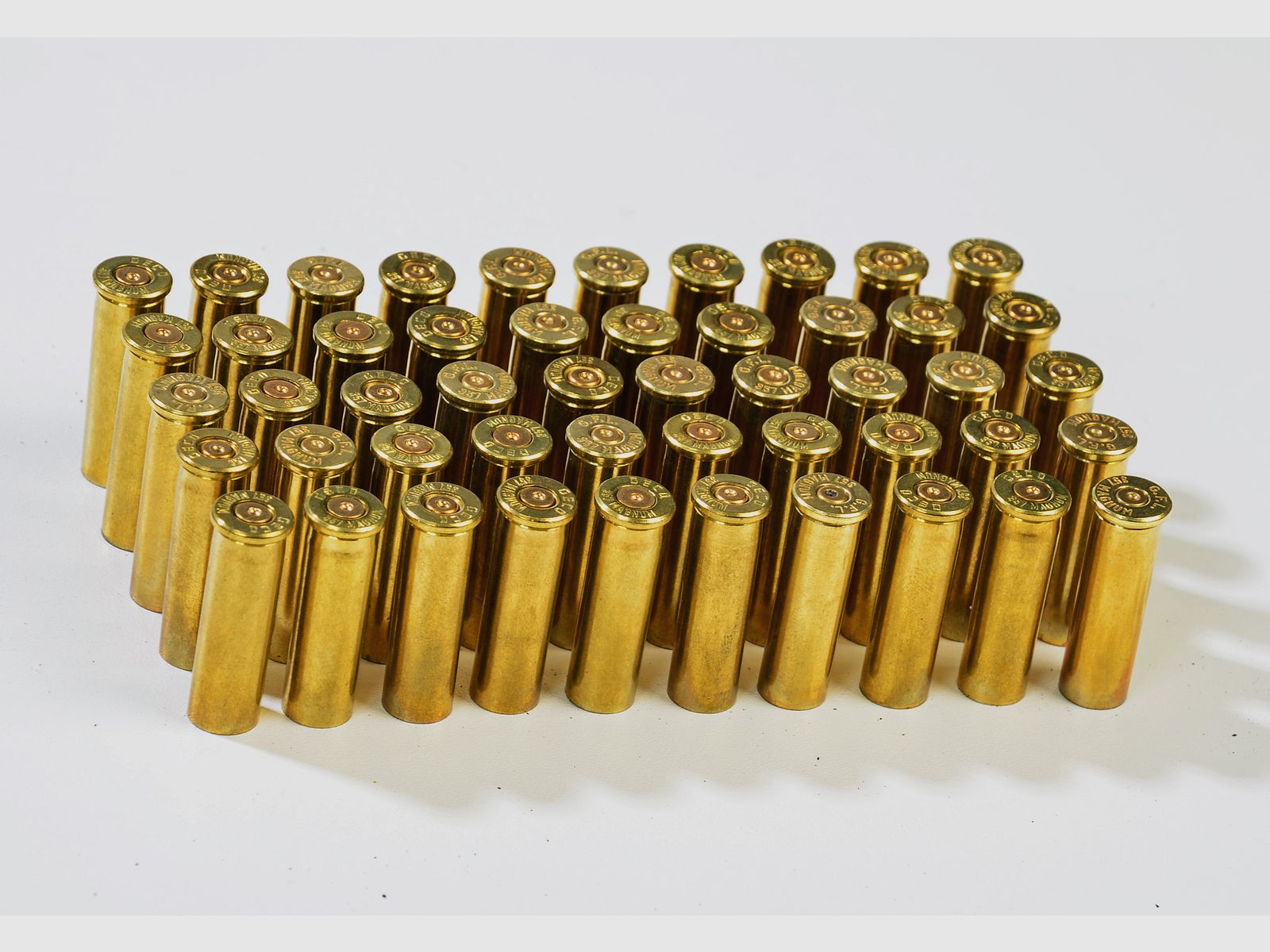 50 Patronenhülsen .357  Magnum
