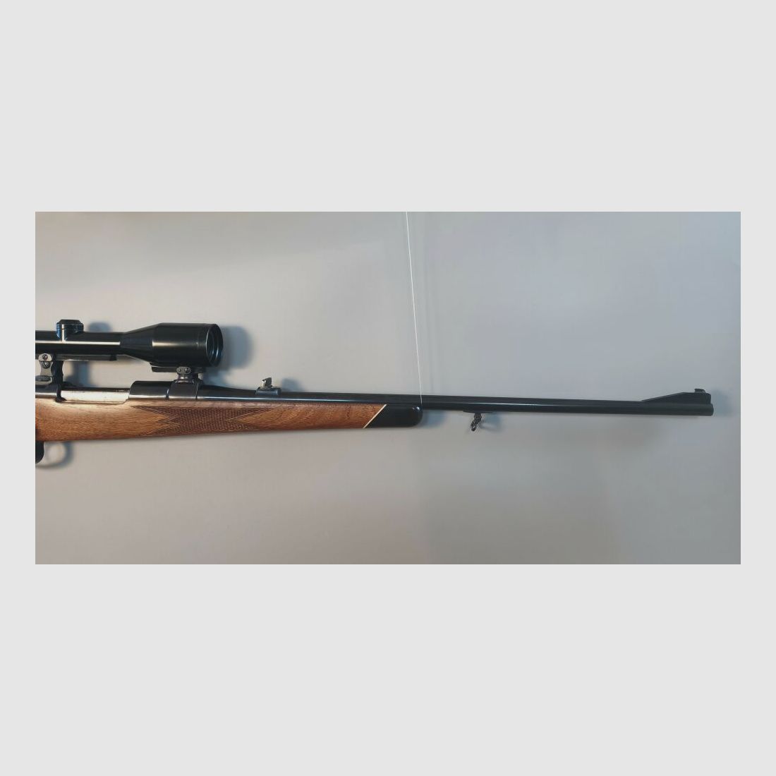 AKAH Merkur 7x64