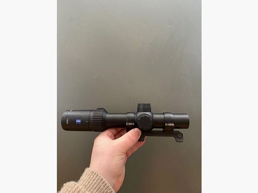 Zeiss Conquest V4 1-4x24