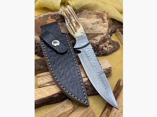 Hunting knife Damascus steel