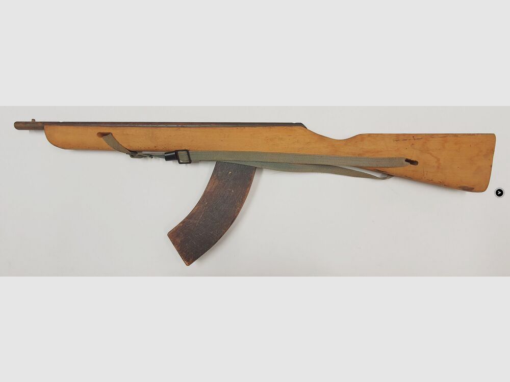 DDR NVA Ak47 Original Exerzier und Trainings Gewehr aus Holz ohne Bajonett