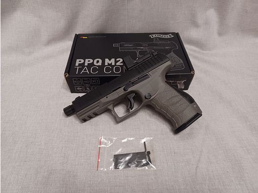 Walther Q4 Tac / 4,5 mm Diabolo / BlowBack / CO2 / Pistole / OVP (65)