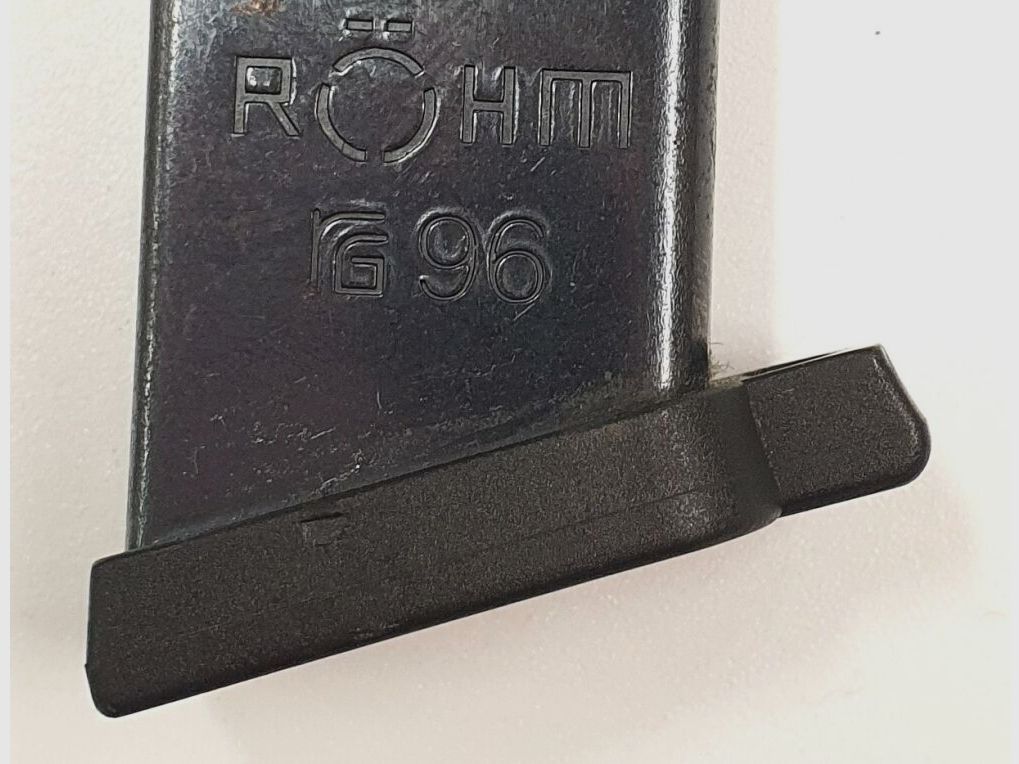 Röhm rivista per pistola a salve Röhm RG96 9mm P.A.K., 9 colpi