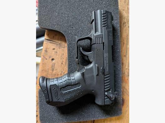 Walther P22 