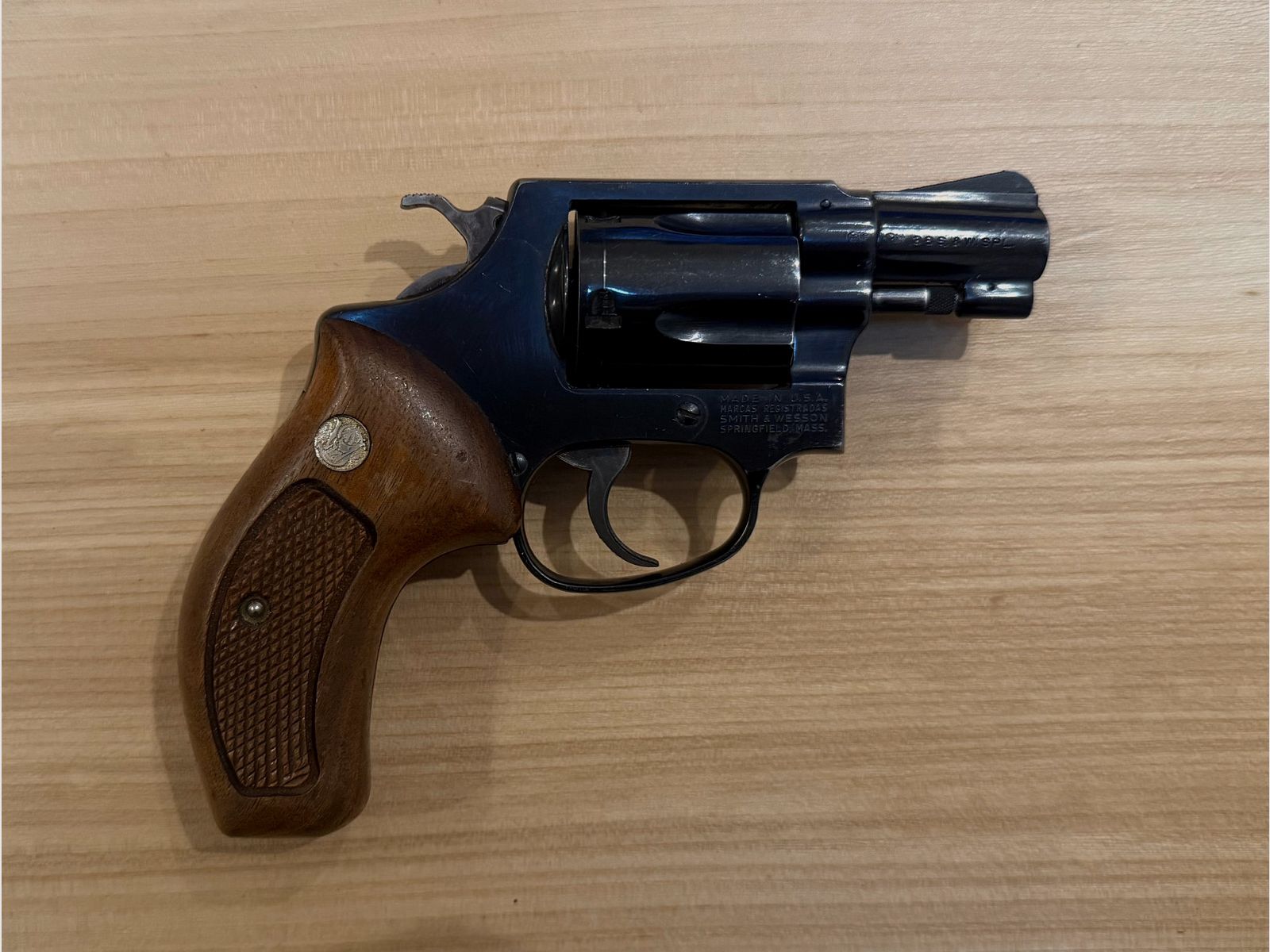 Smith & Wesson Cal. 38 S&W SPL