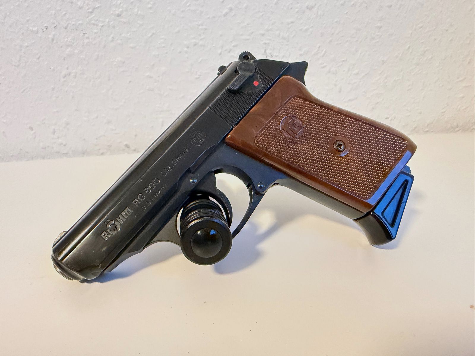 Röhm RG 800 8 mm K. blank firing gas pistol OVP