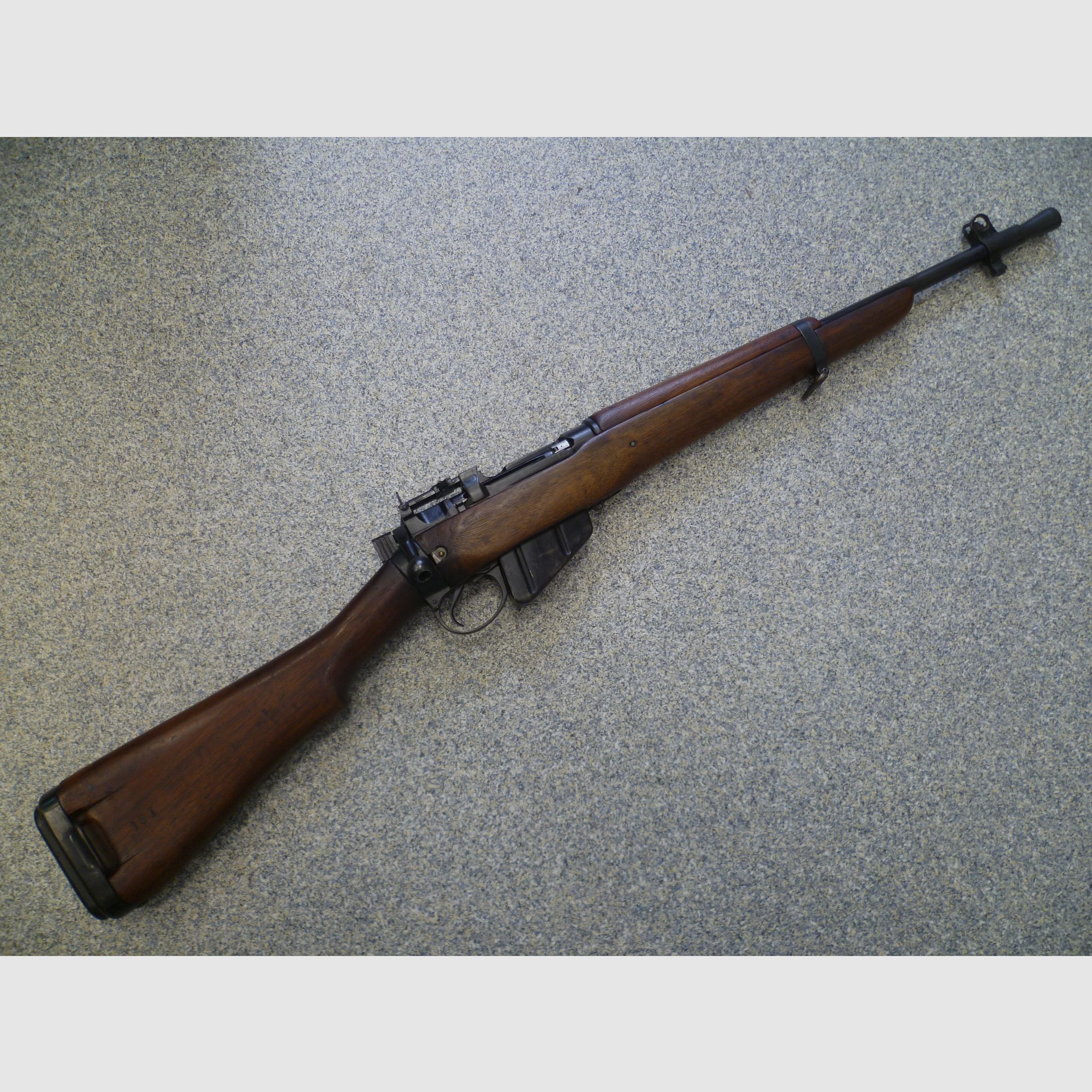 Carabina Jungle Enfield No. 5 MK I - Conversión a cargador único