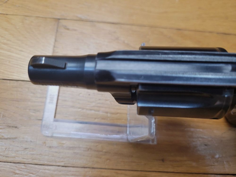 Schöner und seltener Colt Cobra – Subnose in .38 SP – Waffe von 1968 – Aluminiumrahmen – 2 Zoll Lauf mit einwandfreien Zügen – Sehr gute Mechanik und Ästhetik – Ikonische Waffe der Detektive mit großem Schnurrbart und Bodyguards – TBE!, Bild 14 von 19