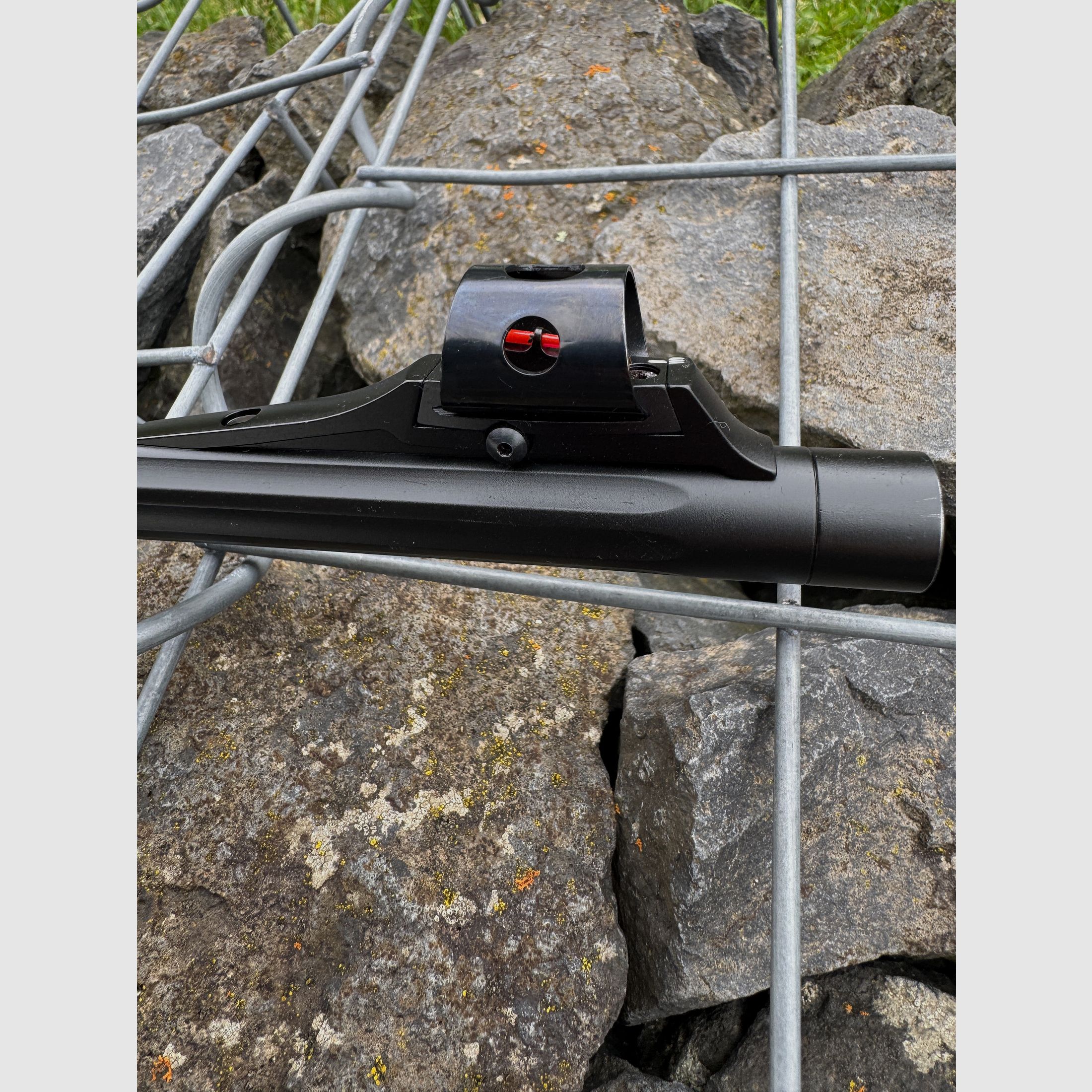 Browning BAR MK3 Tracker 9.3*62 with Holosun red dot sight and Picatinny rail - like new