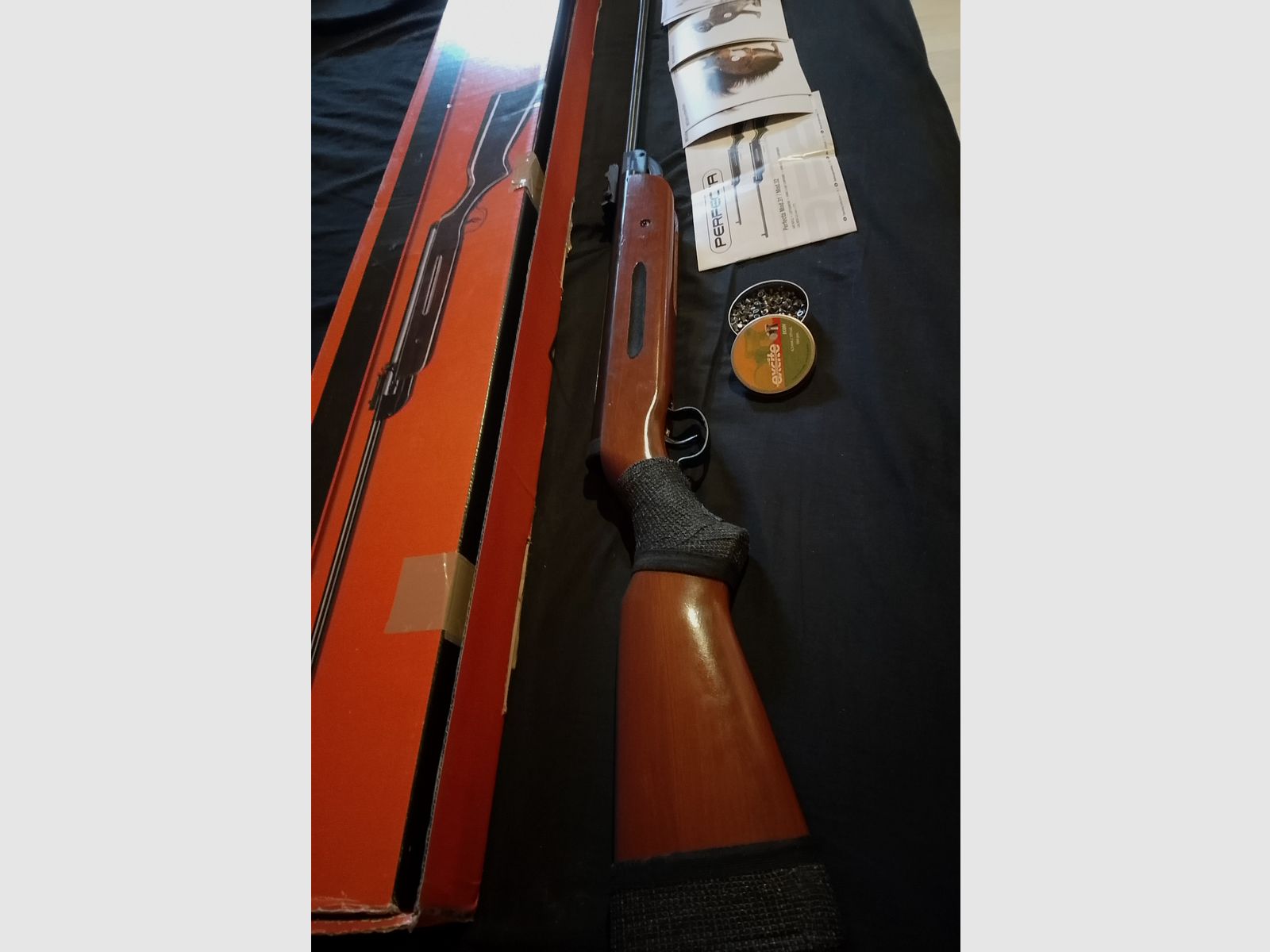 Nice Umarex perfecta oldschool air rifle 4.5mm .177 with Excite econ diabolo pellets and targets Optional with scope 4x28 Nikko