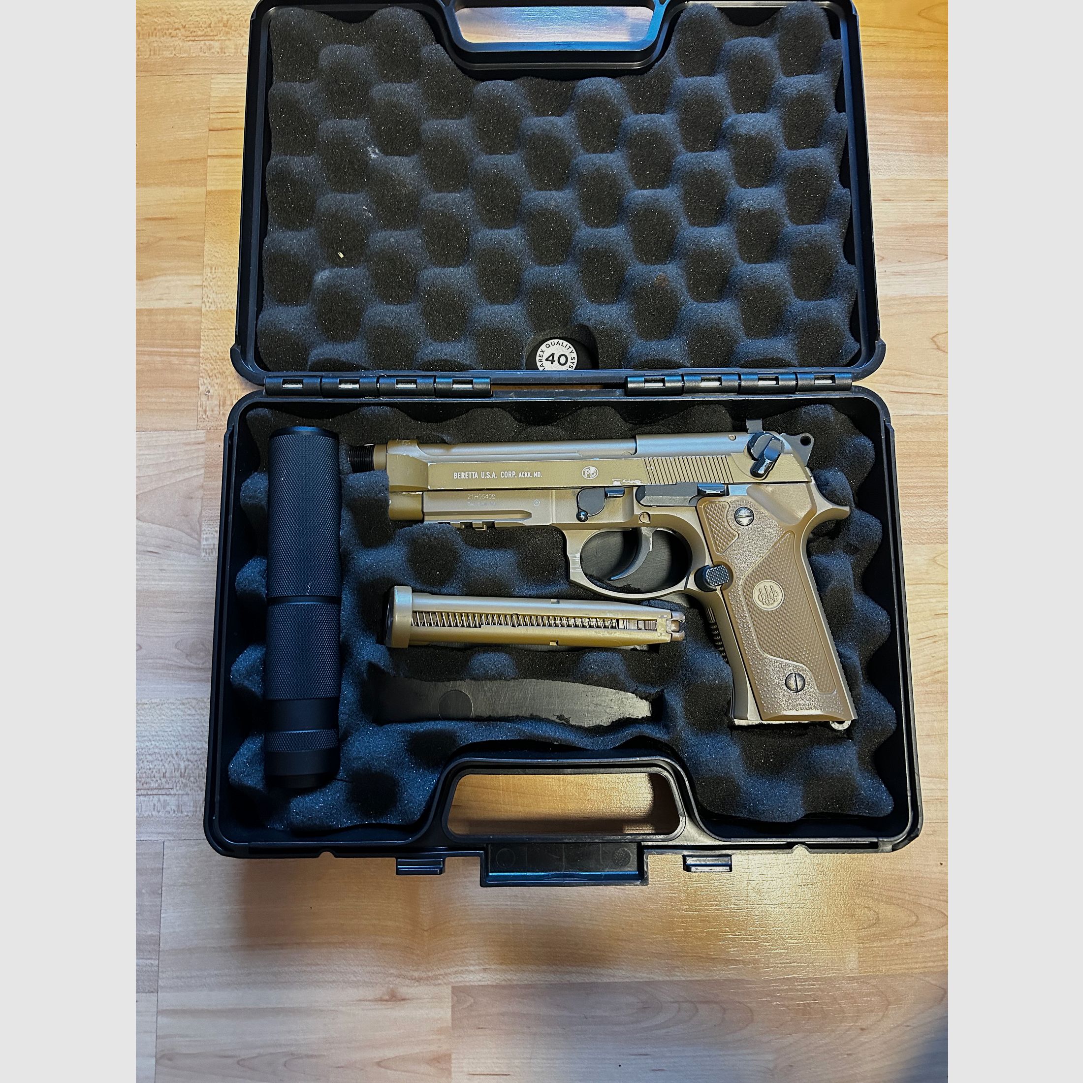 Beretta Airsoft – Coyote, used with silencer