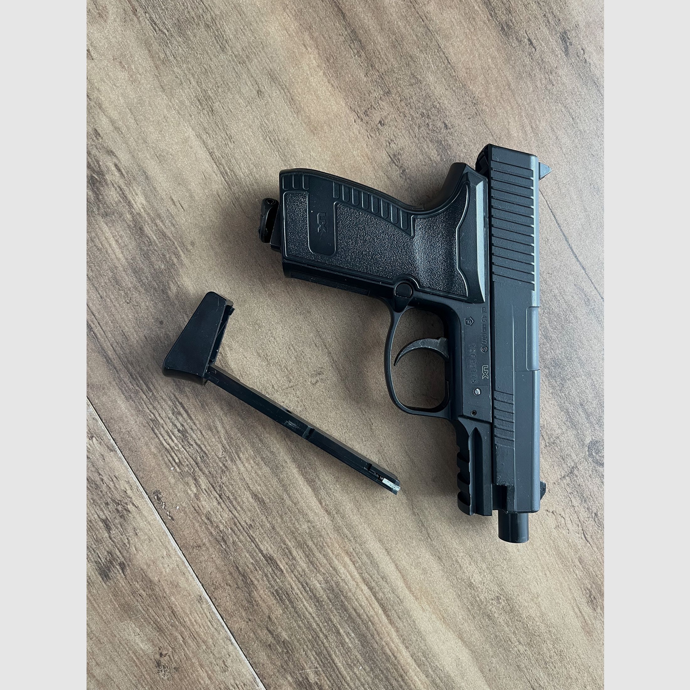 Umarex HPP 4,5 mm staal BB blowback Co2-pistool