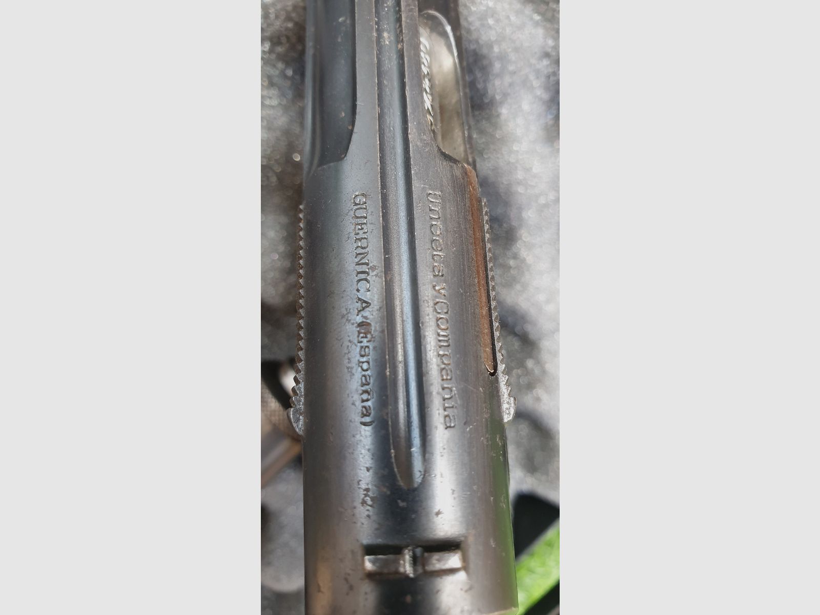 Historic pair of ASTRA 400 and 300 9mm pistols