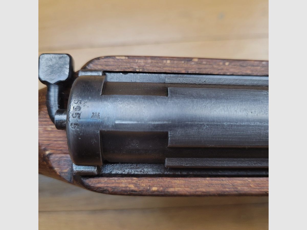 RARISSIME und exzellentes Gewehr G41(W) – Erstes deutsches Selbstladegewehr des Zweiten Weltkriegs – vollständig monomatrikuliert – Originalkaliber 8x57IS – zehn Schuss – Bang-System – Riegel mit Walze – Die Feuerkraft made in Germany – Außergewöhnliches Stück, das einen Platz im Museum verdient!, Bild 36 von 44