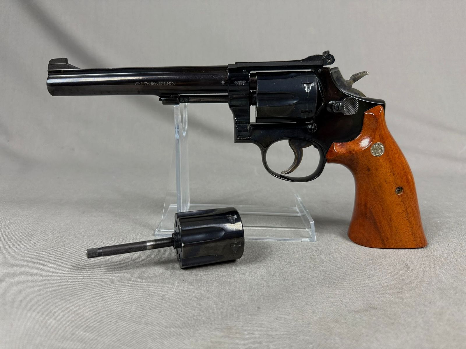 Smith & Wesson 48-2 in .22Win Mag. mit .22lr Wechseltrommel