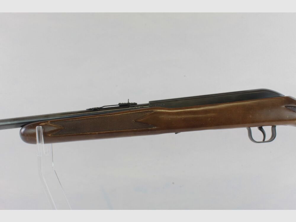 Lakefield 64B - Rifle semiautomático