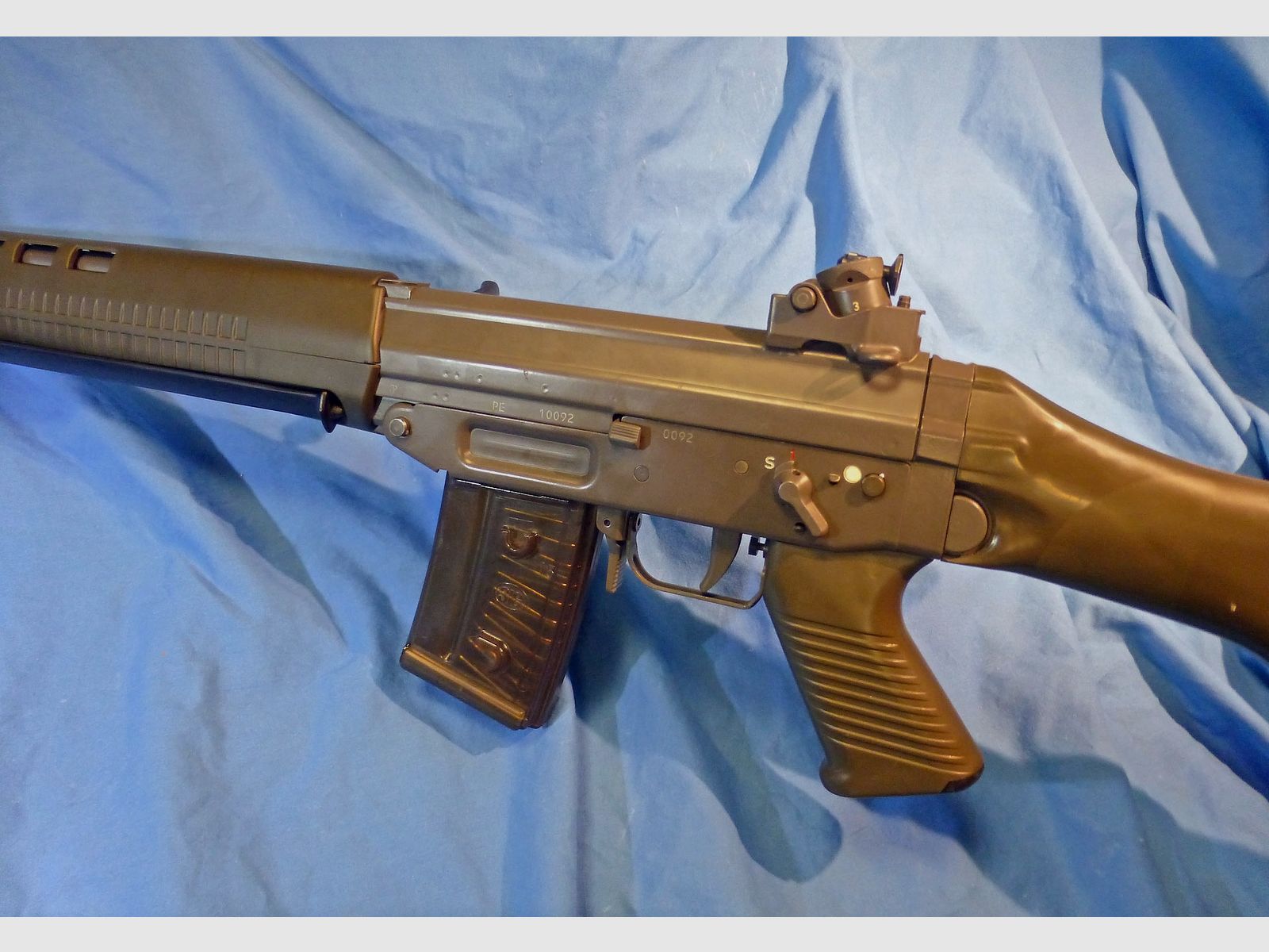 SIG PE90 rifle, image 2 of 2