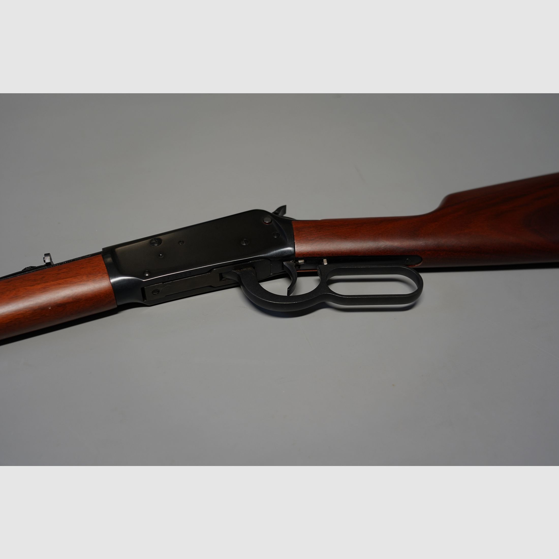 Winchester Model 94 Standard noyer, carabine à levier de sous-garde Cal. 30-30 Win. neuve, jamais tirée
