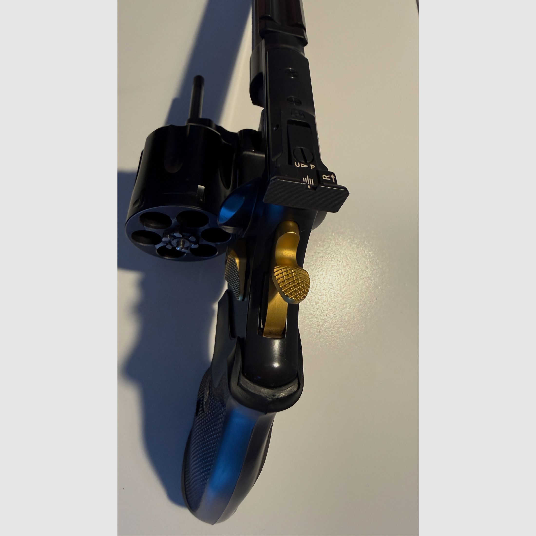 Smith & Wesson 629-6 Stealth Hunter 44 Mag