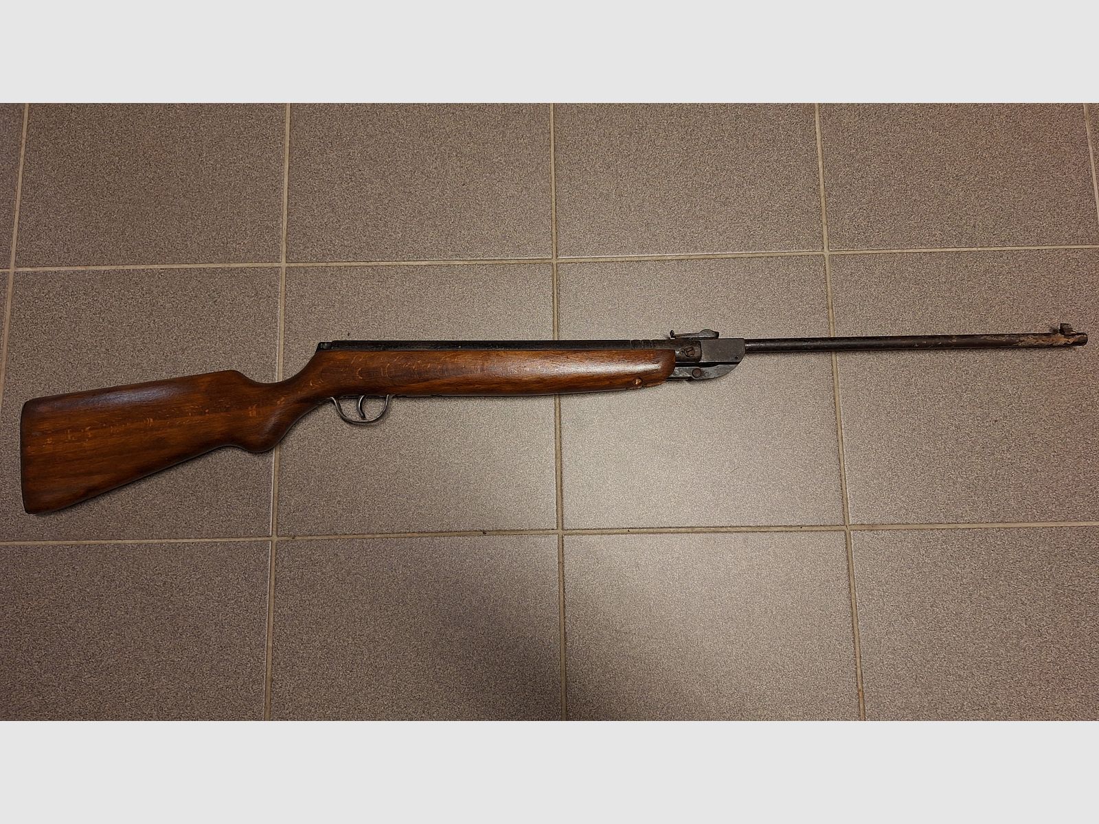 Karabinek pneumatyczny Model 302 Haenel Suhl Oryginał DDR