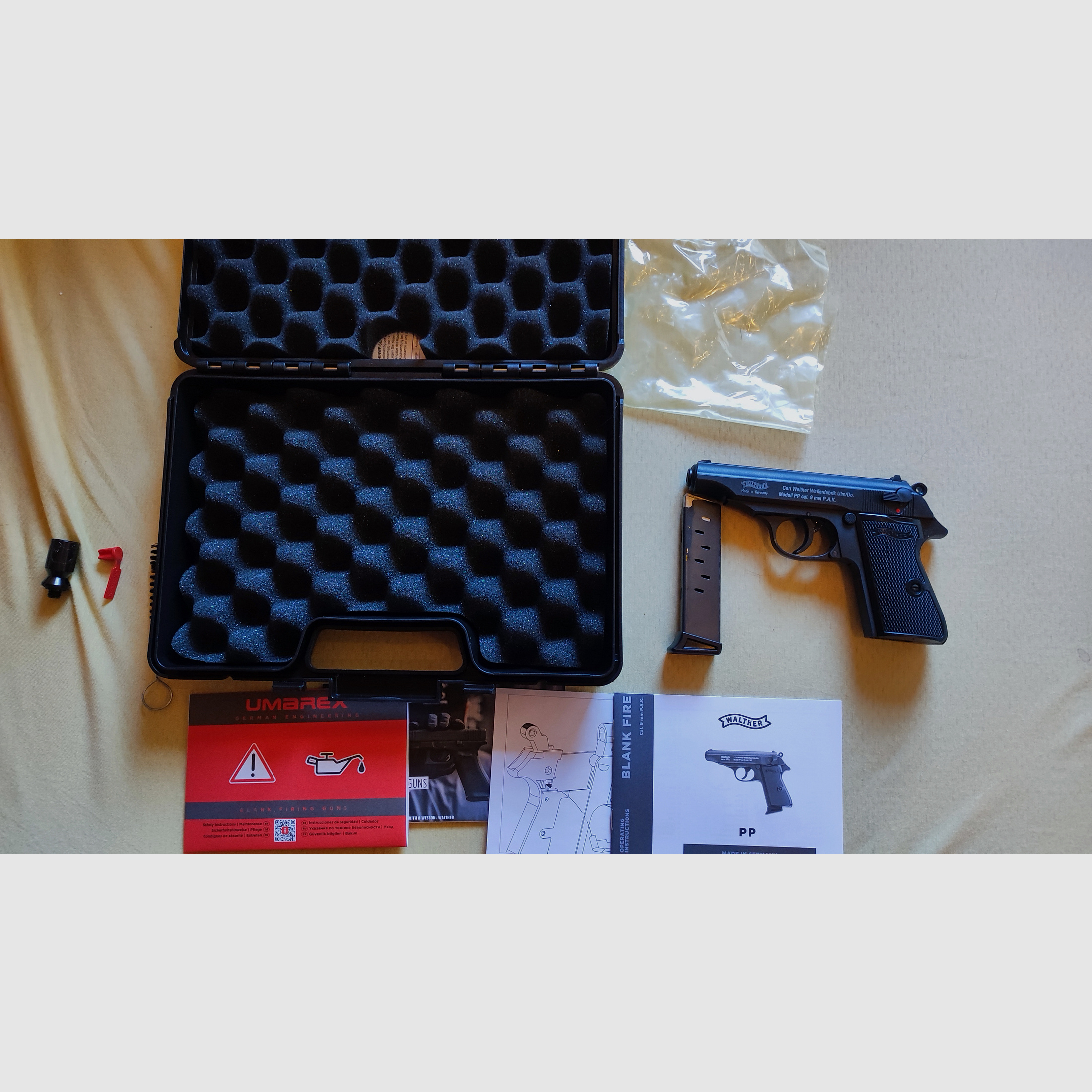 Walther PP 9 mm PAK SRS Waffe