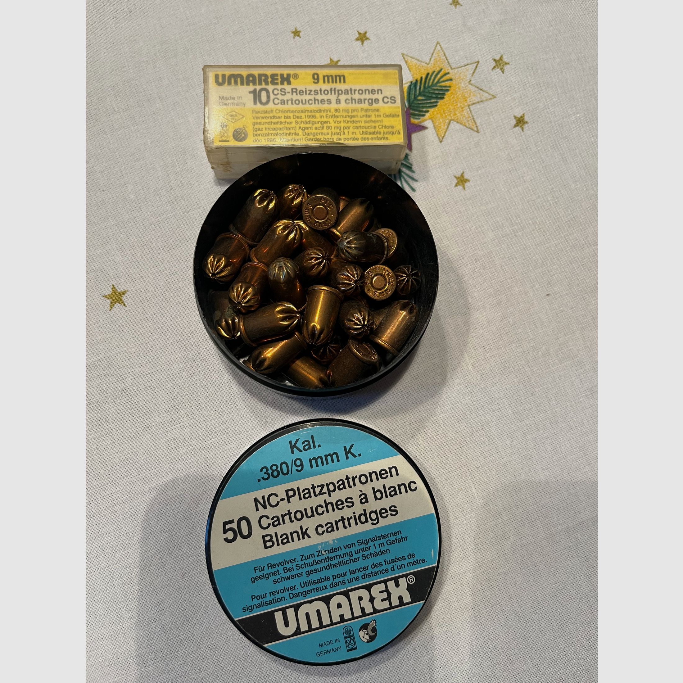 Blank firing pistol with accessories