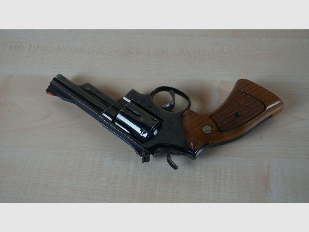 Smith & Wesson 19 -2