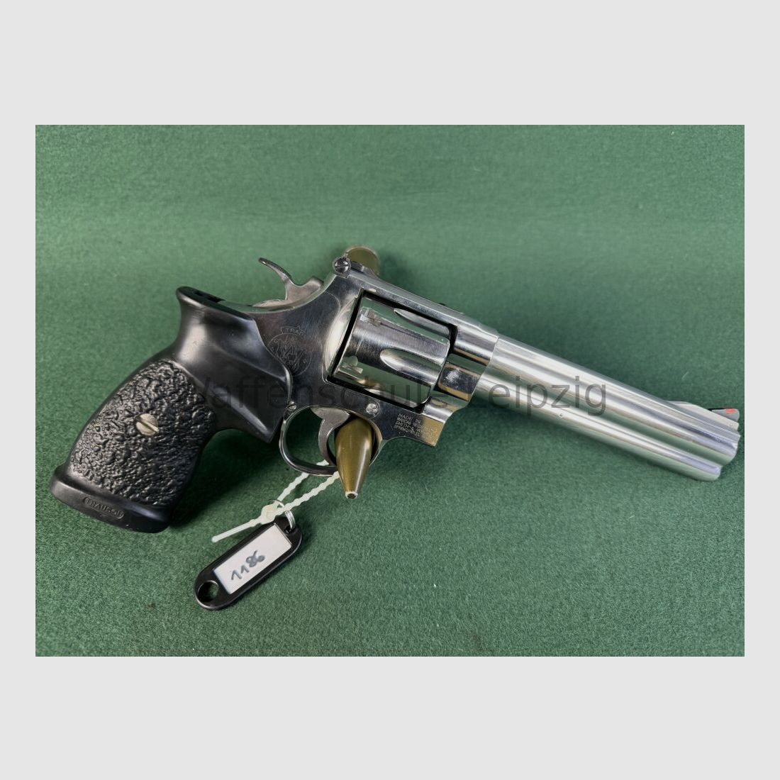 Smith & Wesson 629-5 Classic