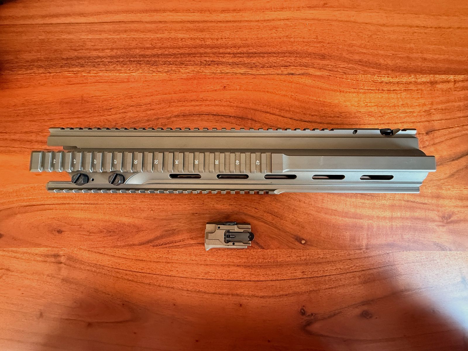 HK G28 MR308 garde-main Tan