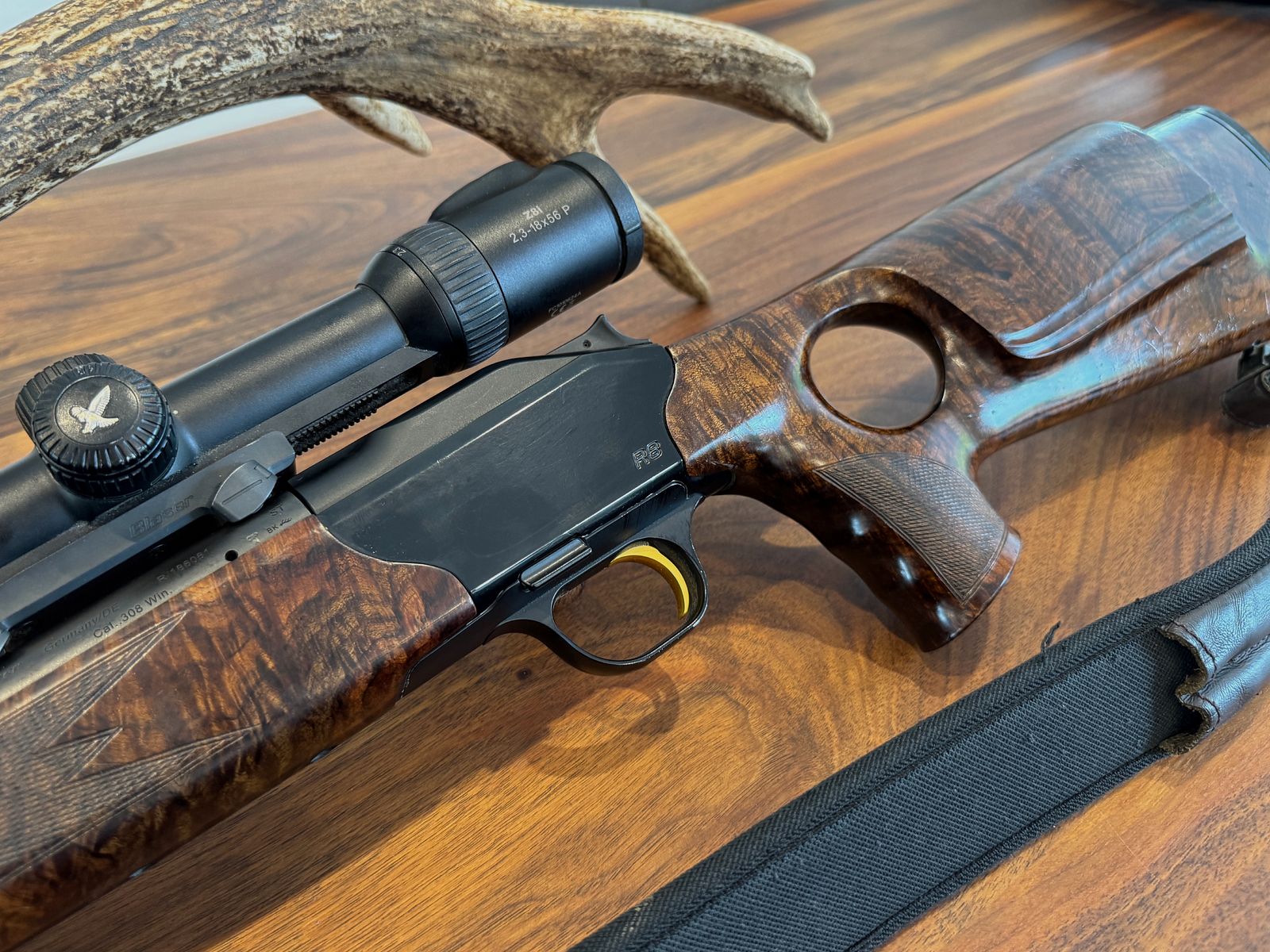 Blaser R8 
