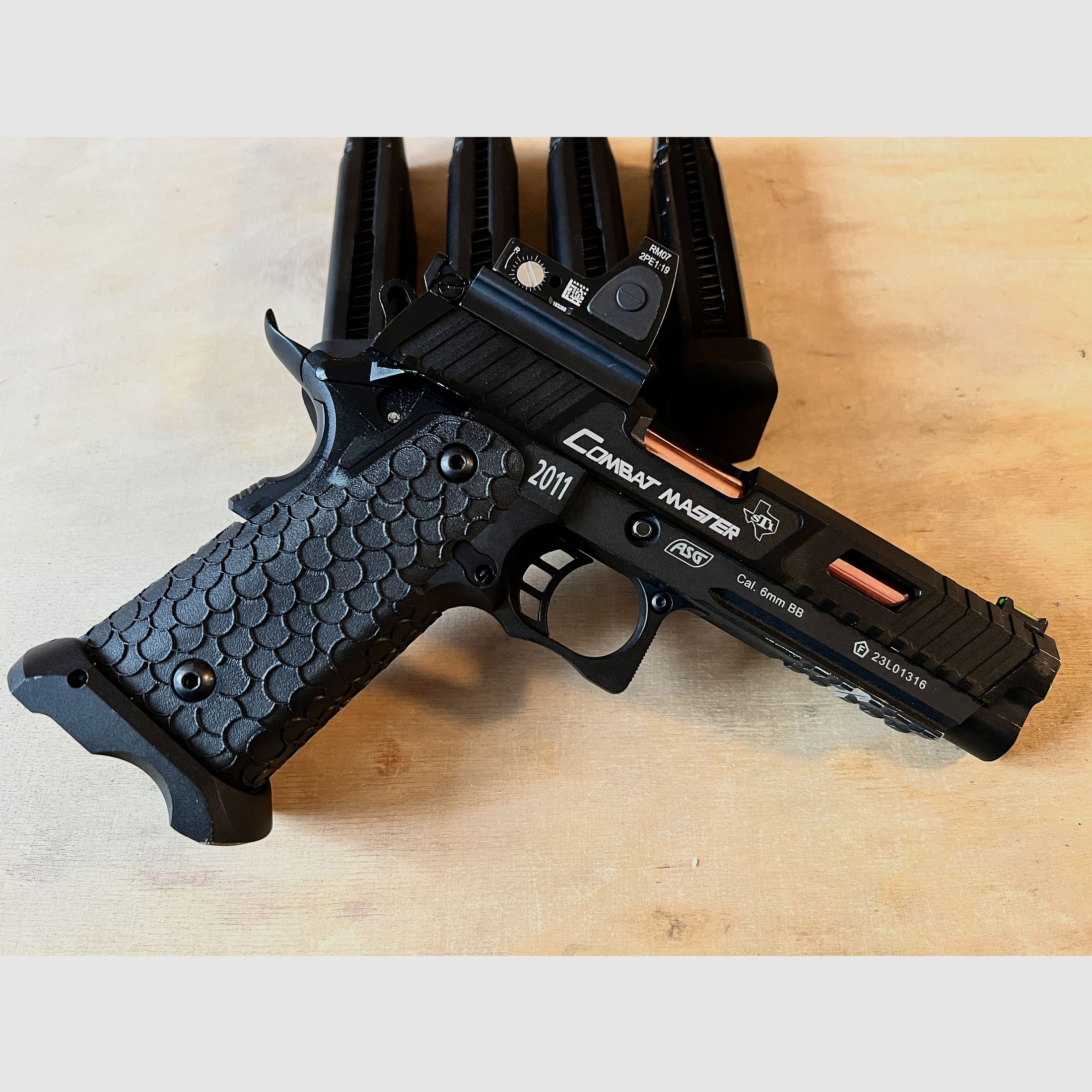 ASG Combat Master 2011 Hi Capa Airsoft Pistole