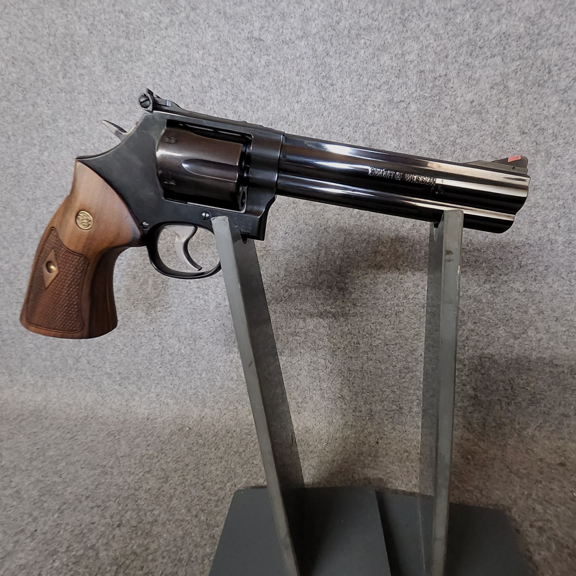 Smith & Wesson	 586-8, Bild 2 von 2