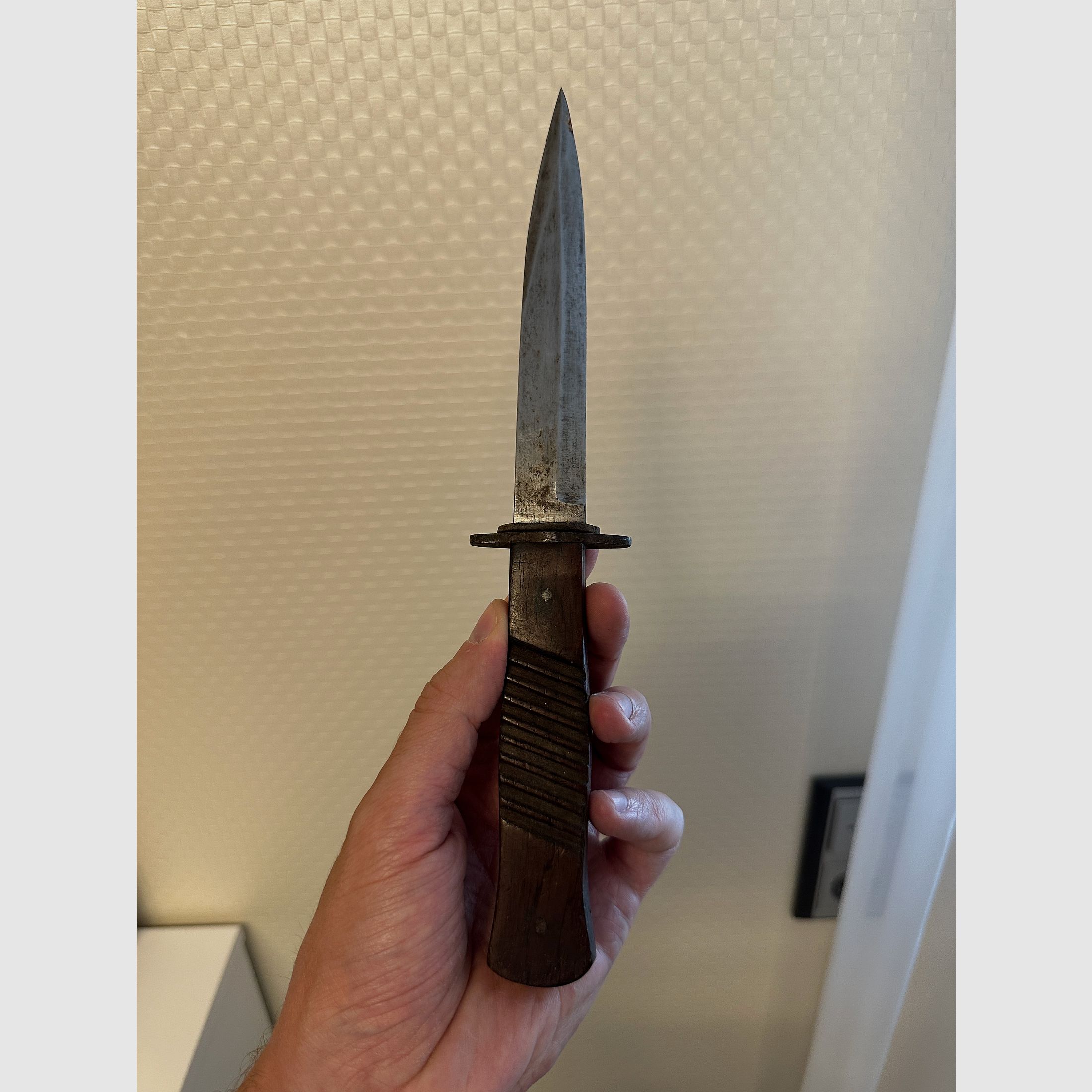 Gottlieb Hammesfahr Solingen trench dagger, image 4 of 9