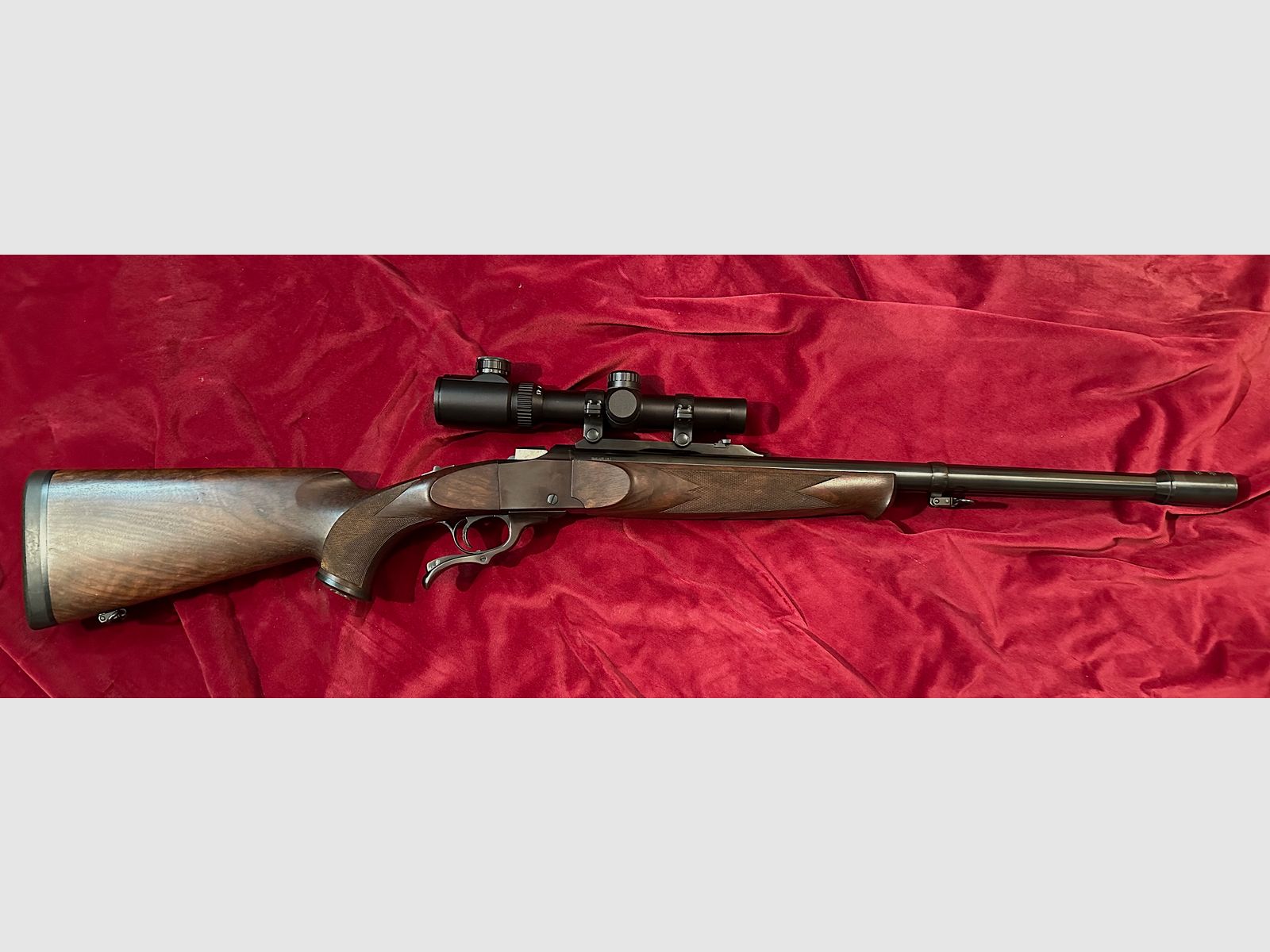 Großwildbüchse  Einzelstück schöne Ruger Nr 1. Kal. 458 Winmag