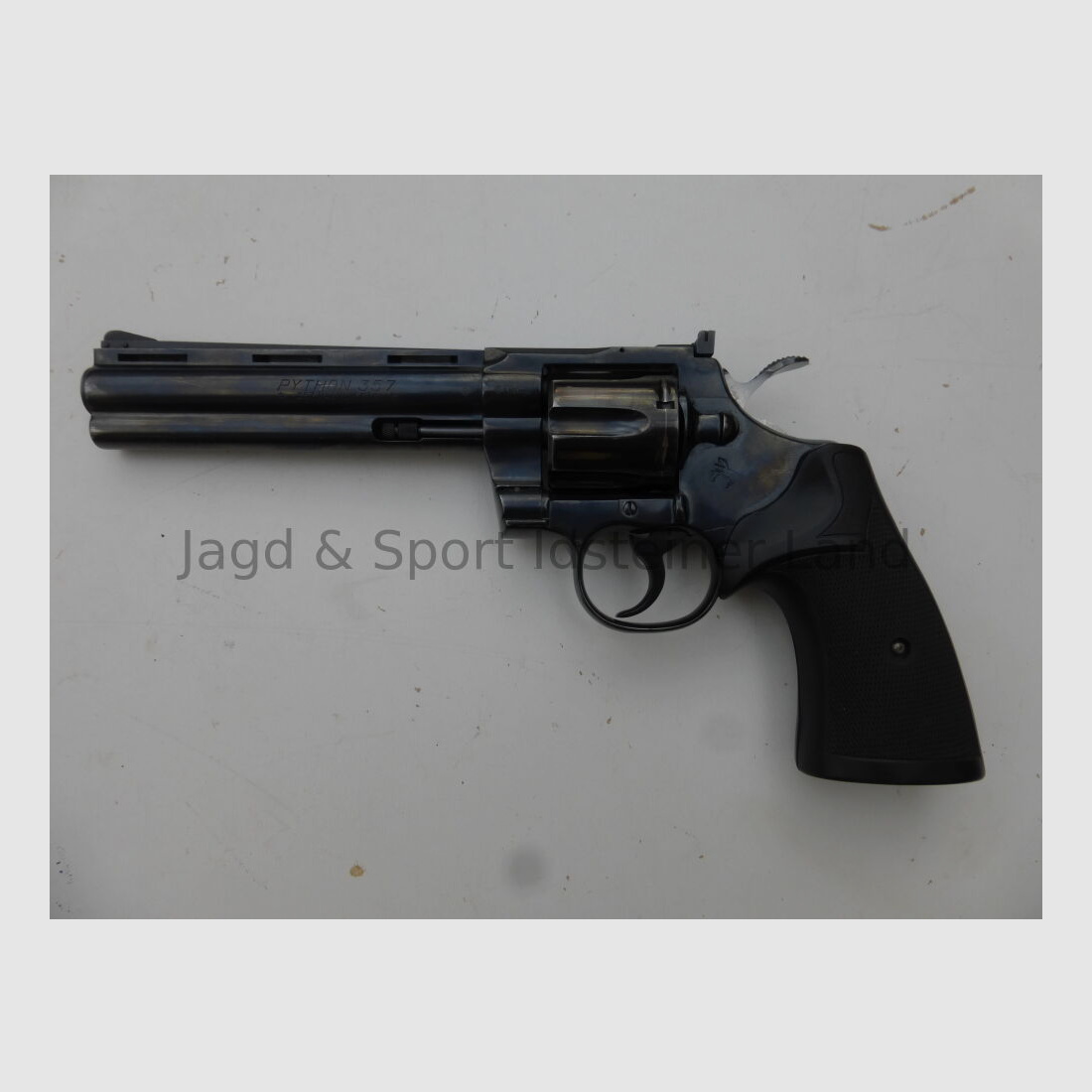 Colt Python LL: 6"/152mm