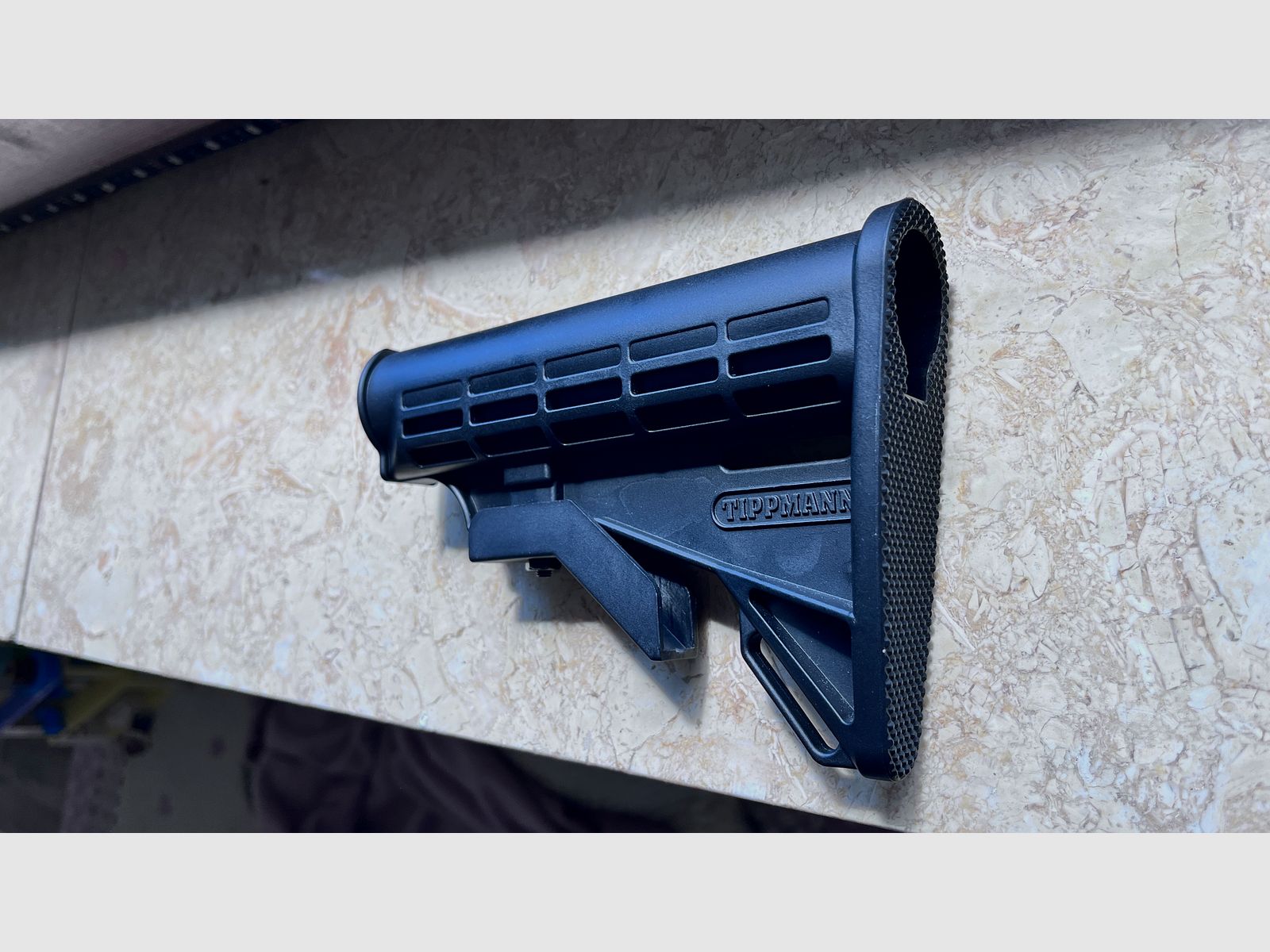 Tippmann M4-22 Elite Schulterschaft