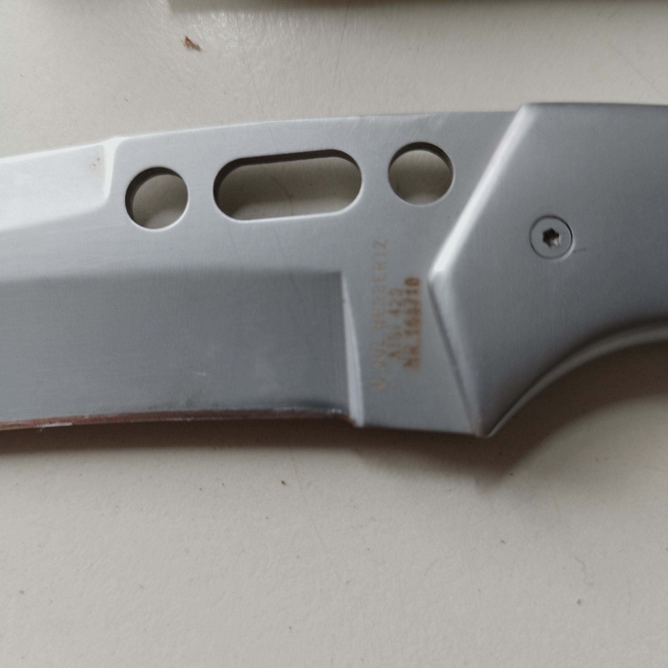 Cuchillo de caza compacto Herbertz AISI 420 con funda de cuero #163710 PVP 89€, imagen 2 de 3