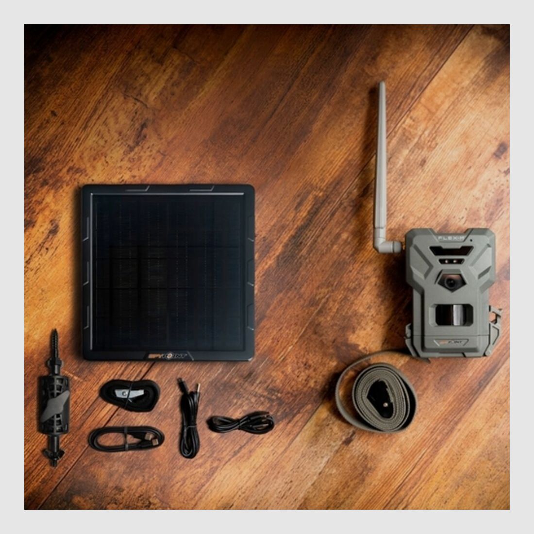 Spypoint fotopułapka Flex-M z solarnym powerbankiem SPLB-10, zdjęcie 5 z 5