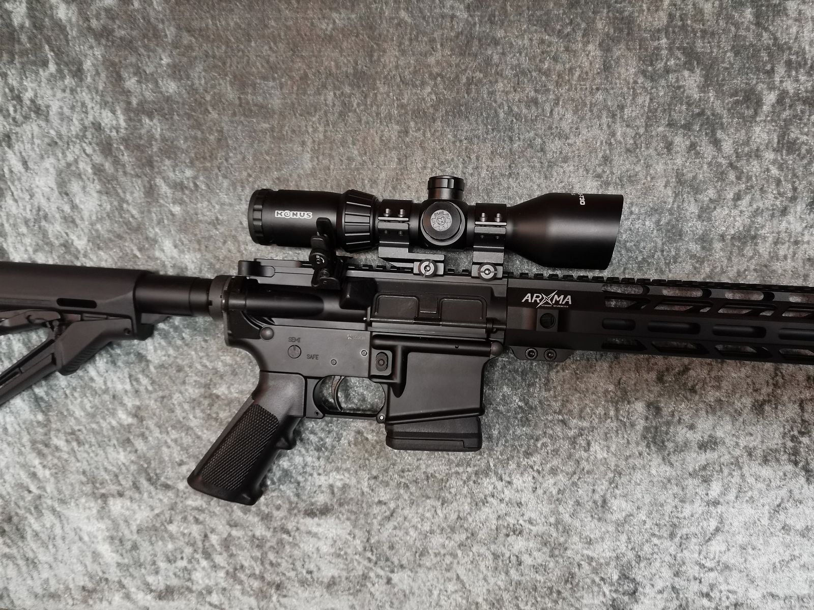 BM Custom AR15 semi-automatic rifle 16" .223 Rem Magpul bipod