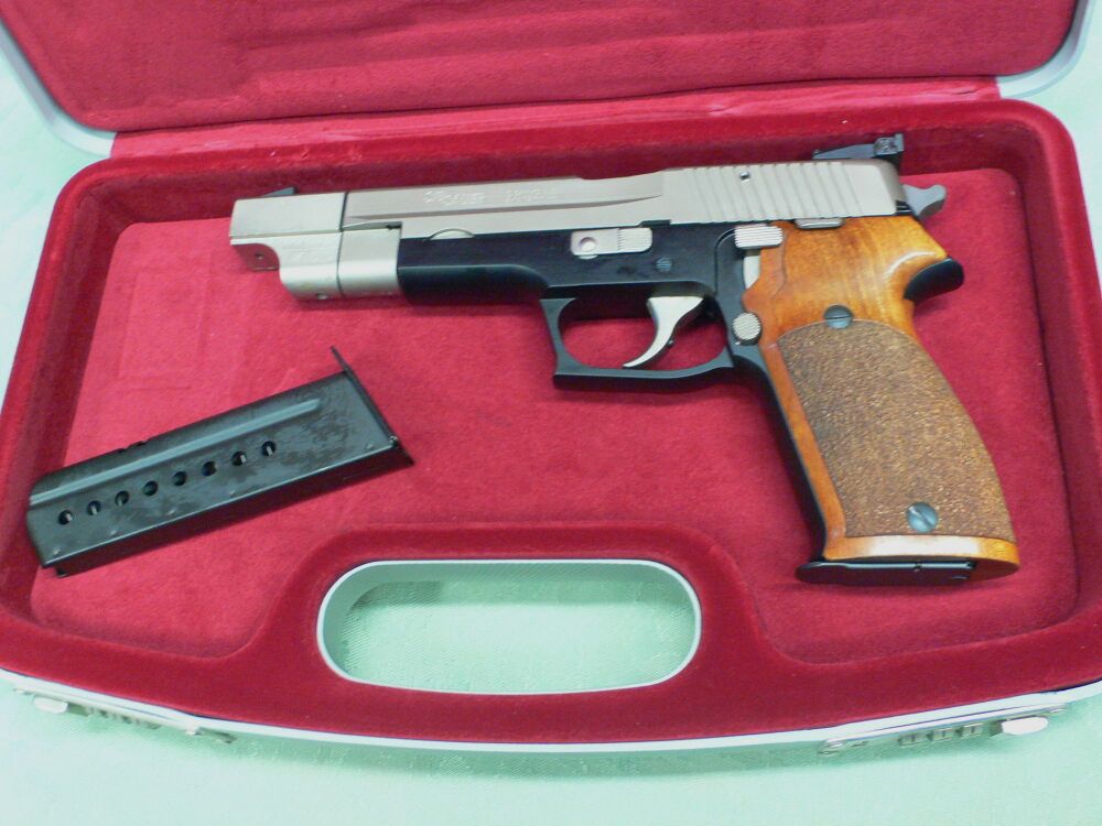 SIG-Sauer P220
