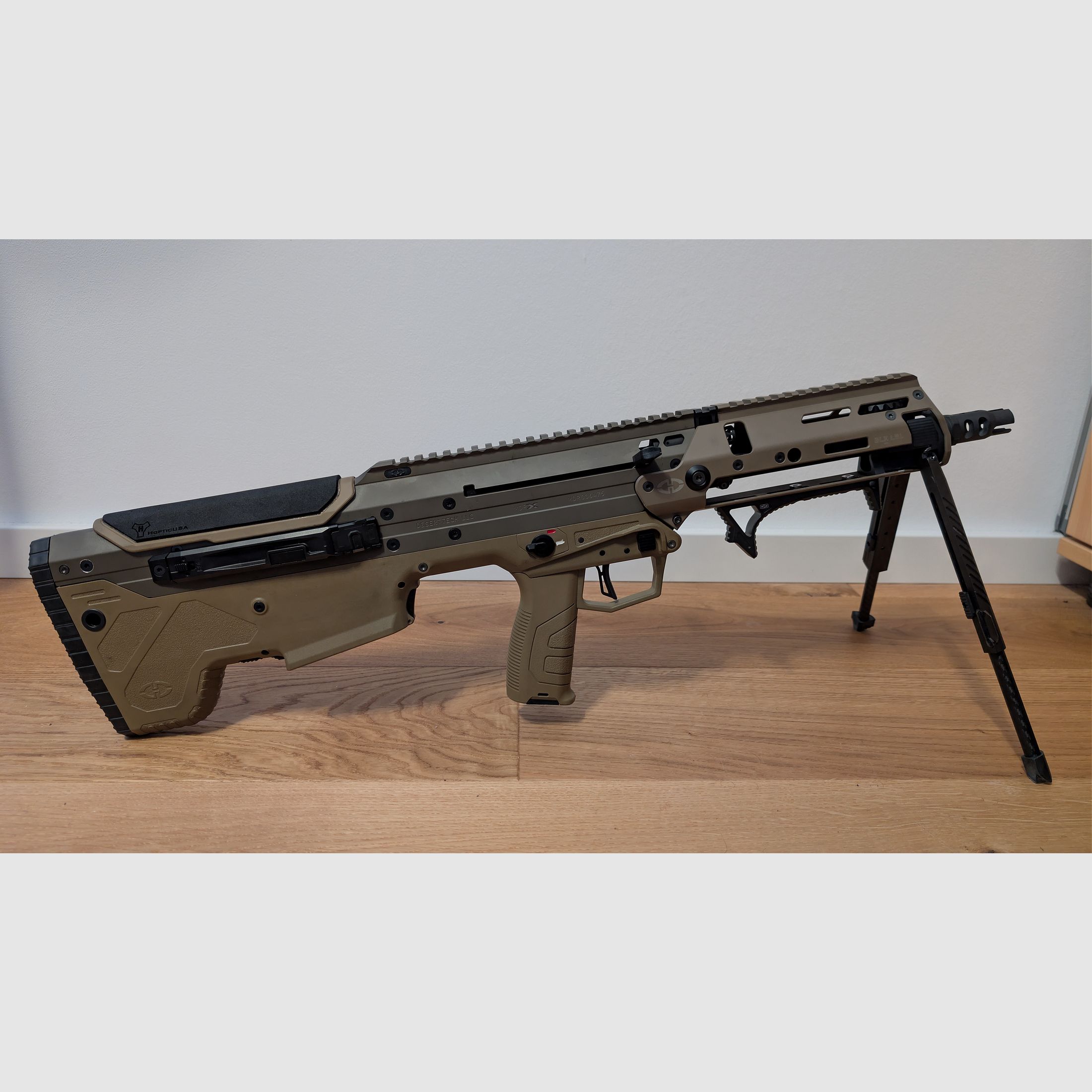 Desert Tech MDRX with BLK LBL Mantis and Jard trigger