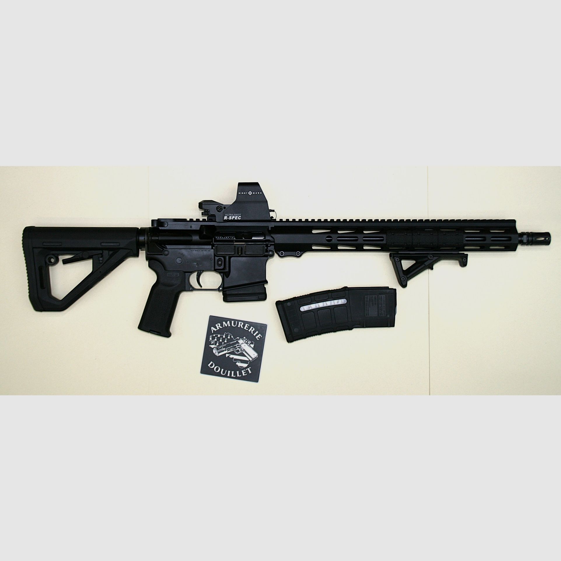 RUGER Harrier Büchsenpaket + MAGPUL Ultra Shot R-Spec Rotpunktvisier + MAGPUL PMAG30 Gen.3 Magazin + MAGPUL AFG-2 angewinkelter Griff + MAGPUL M-LOK Typ 2 Schienenabdeckungen + taktisches Futteral, Bild 2 von 11