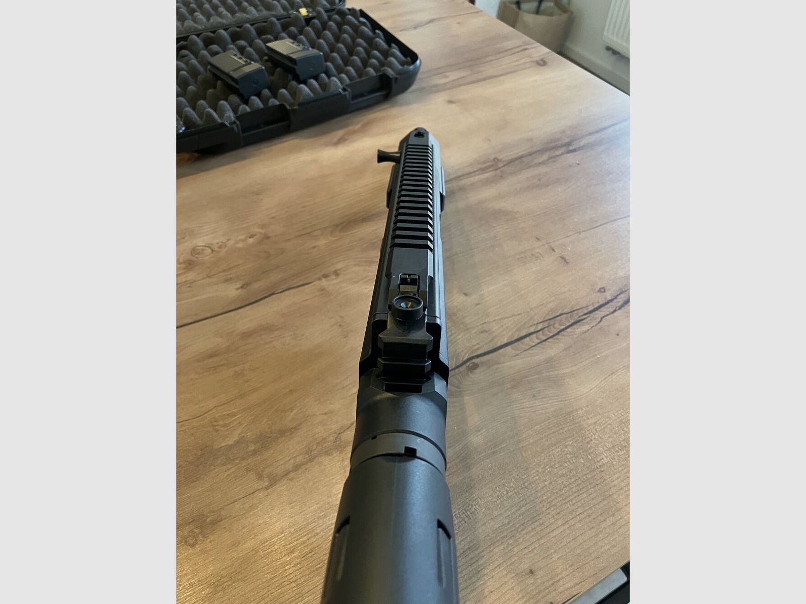 Grand Power Stribog RSR mit höhen- und seitenverstellbaren AR15 Schaft 9mmLuger