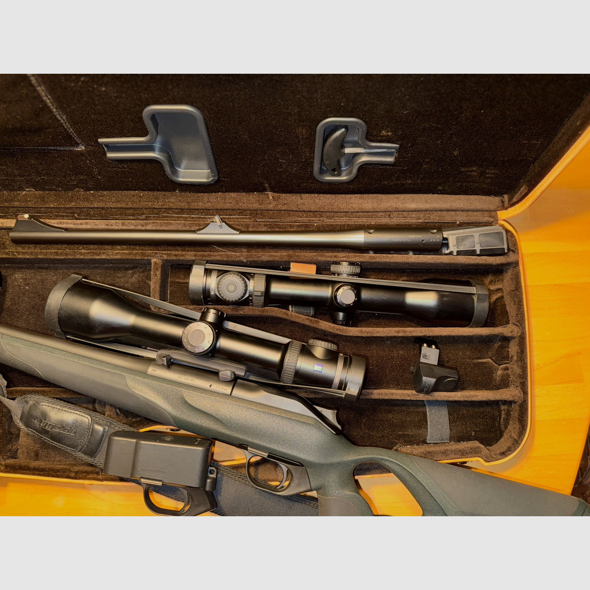 Verkaufe Blaser R8 Professional Success, R8 Kal.  .308Win mit jagdfähigem Zubehör 